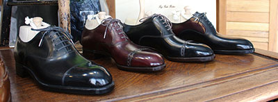 オーダーメイドで木型製作から手掛ける紳士靴