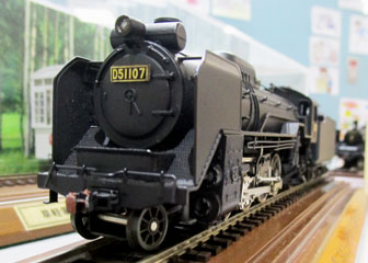 機関車模型の写真（正面）