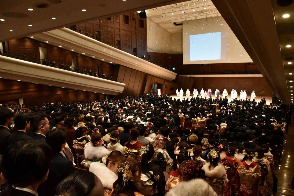 閉会のことばでの合唱