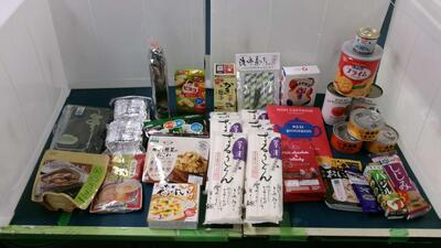 お持ち寄りいただいた食品の画像