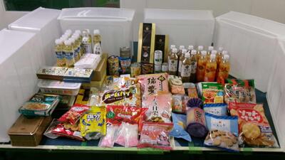 お持ち寄りいただいた食品の画像