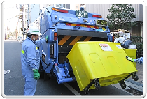 新大型特殊車の作業風景を撮影した写真