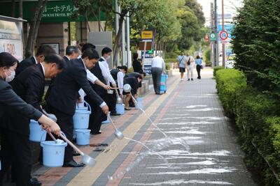 第一ホテル両国での打ち水