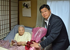 女性の区内最高齢者 中林 とみ さん