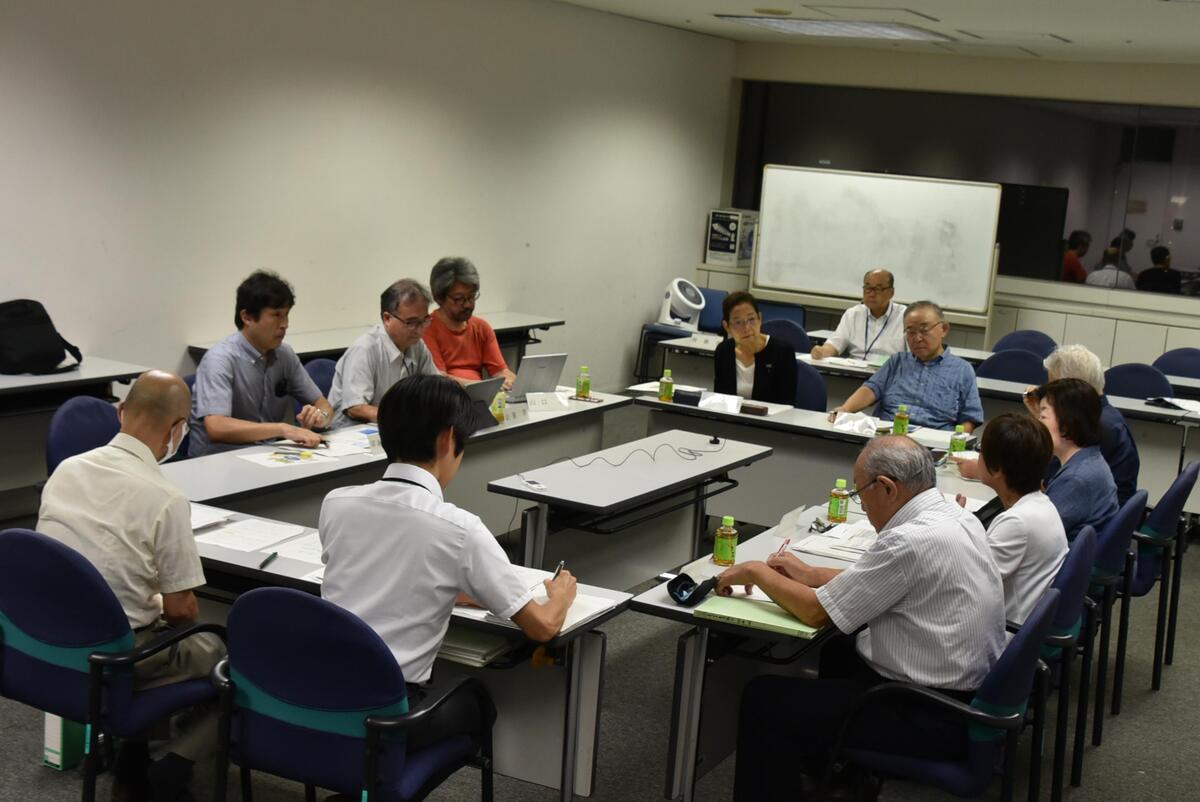 基本構想審議会の写真　その2